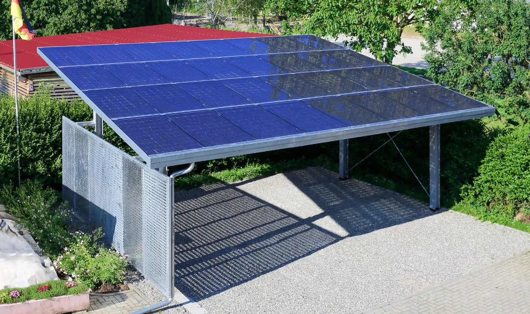 Le Carport solaire : protéger sa voiture tout en produisant de l'énergie