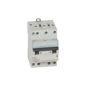 Legrand - DX3 4P C10
